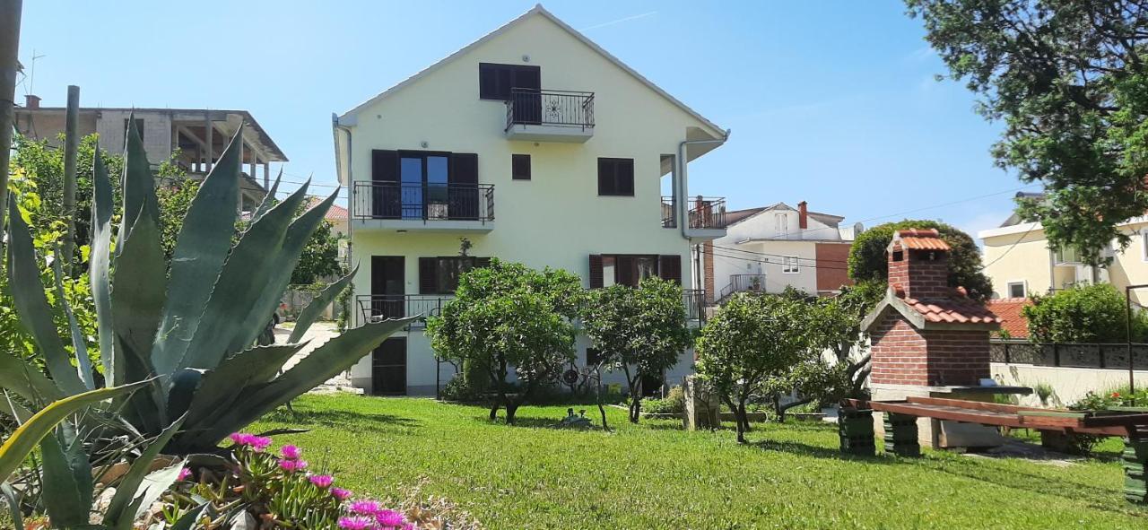 Apartments Figos Trogir Exterior foto